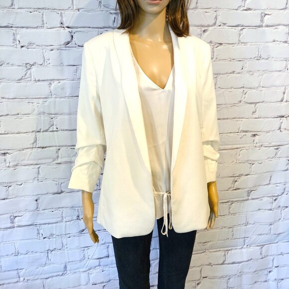 BANANA REPUBLIC, Sleeveless ivory v-neck blouse with front tie - Picture 12 of 13